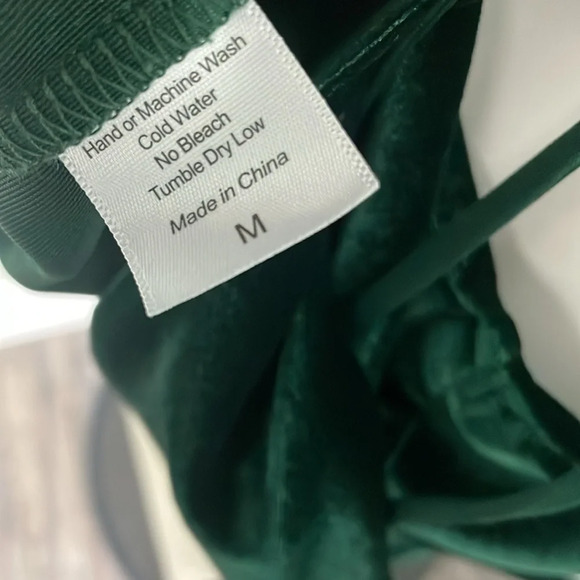 Lucy in the Sky 'Love Affair'  Lace Up Open Back Emerald Green Velvet Mini Dress - Picture 10 of 10